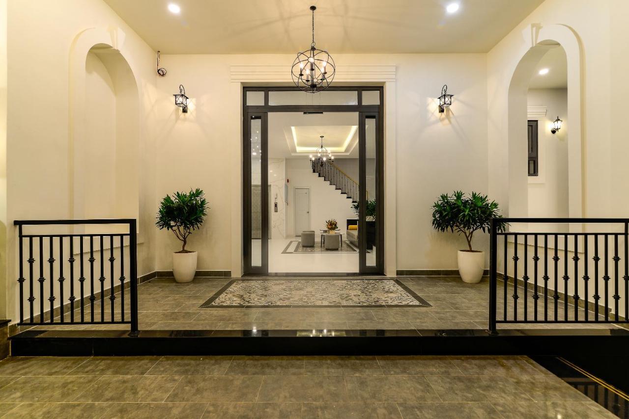 Cozrum Homes The Gallery Residence Cidade de Ho Chi Minh Exterior foto
