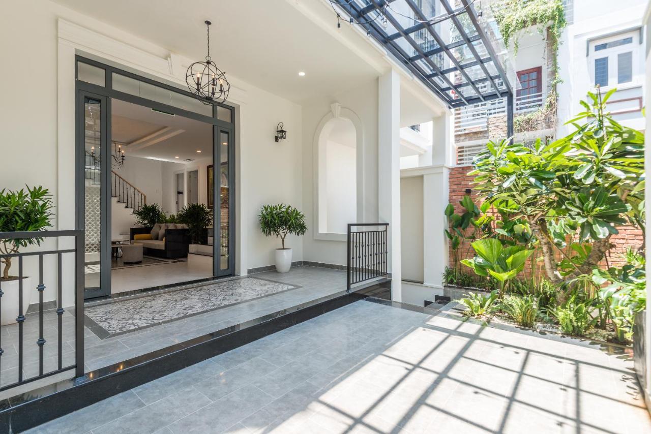 Cozrum Homes The Gallery Residence Cidade de Ho Chi Minh Exterior foto