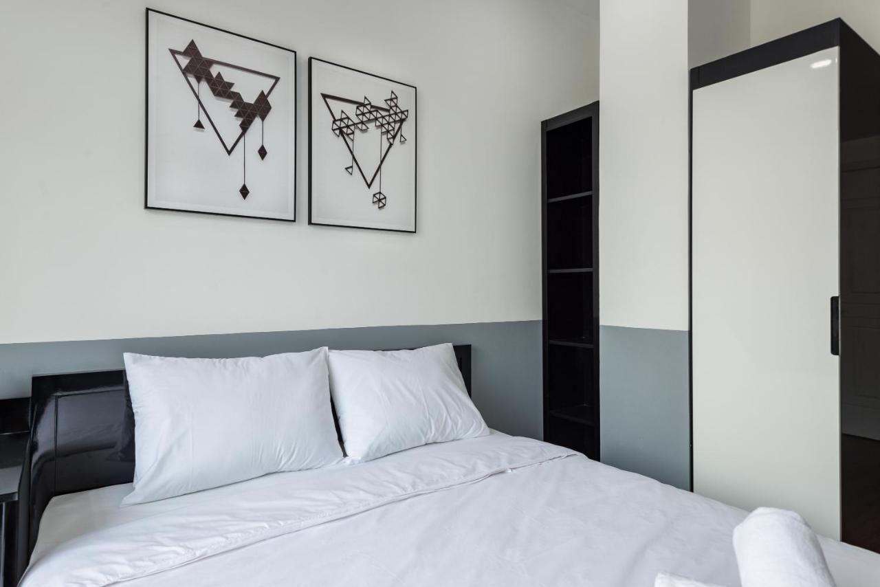 Cozrum Homes The Gallery Residence Cidade de Ho Chi Minh Exterior foto